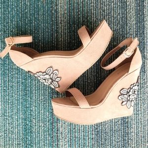 NEW Women's Bamboo heels